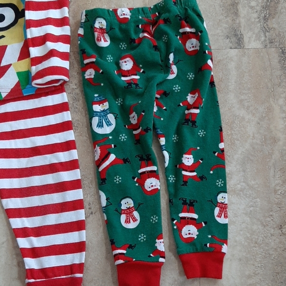 Minion pajama set with extra pants - Picture 5 of 5